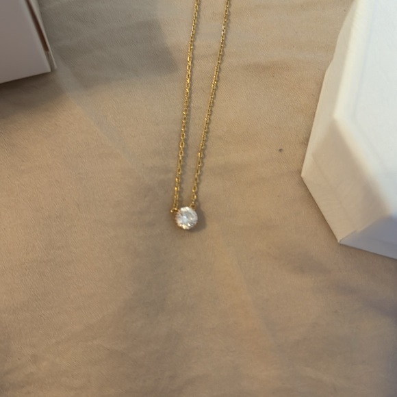 Swarovski pendant necklace with box - Picture 2 of 5